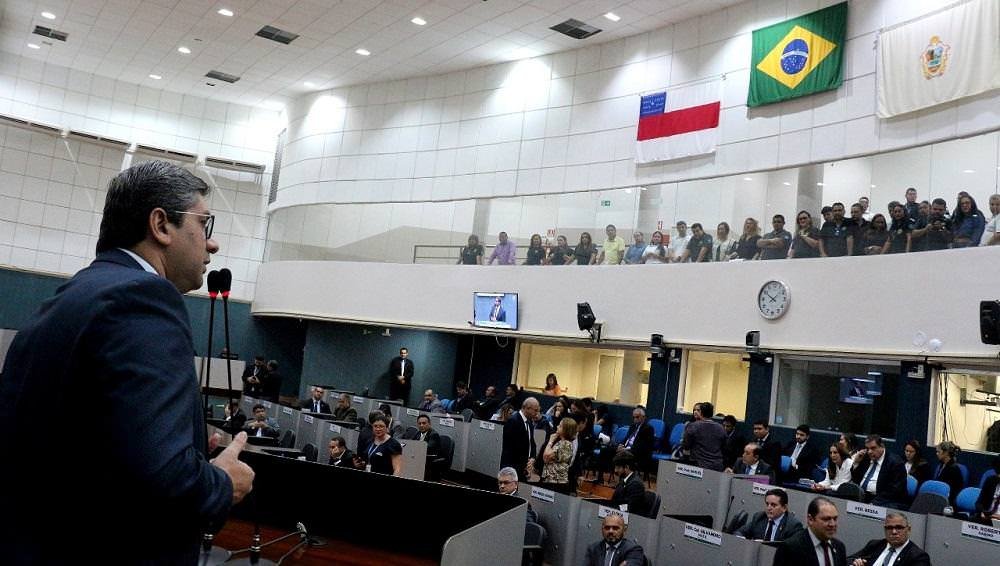 Câmara de Manaus gasta R$ 630 mil com novo painel eletrônico